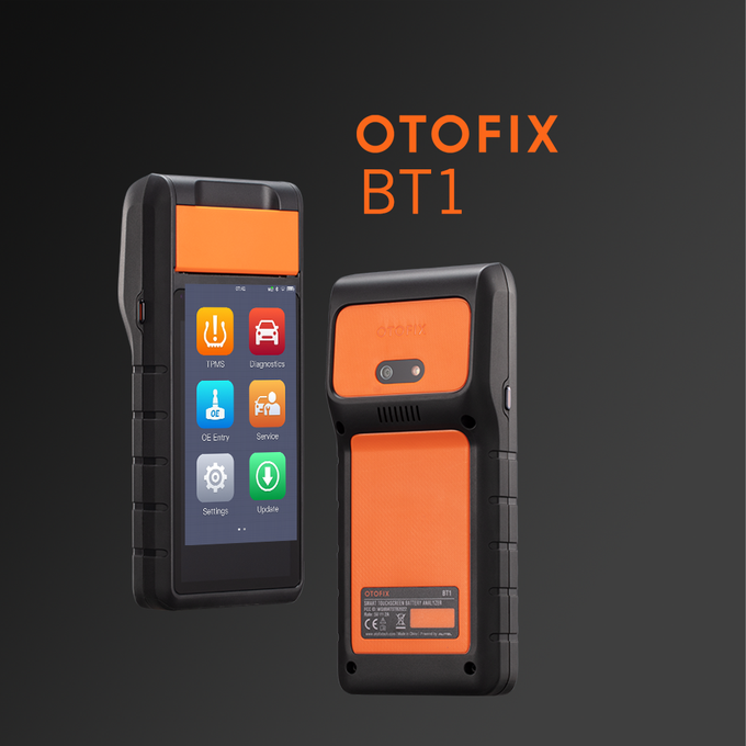 Front and back of OTOFIX BT1 Battery Tester